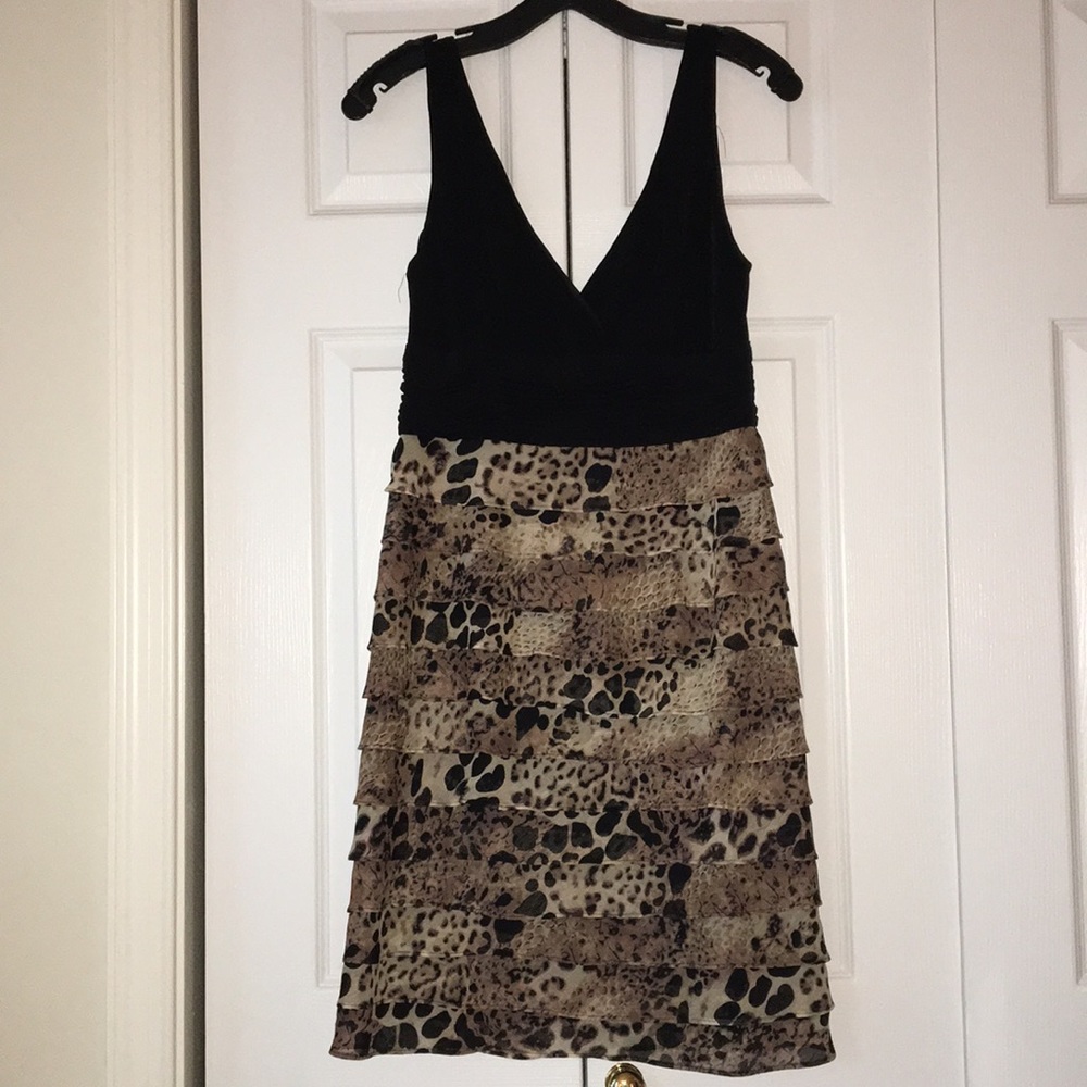 Chic Leopard Print Dress